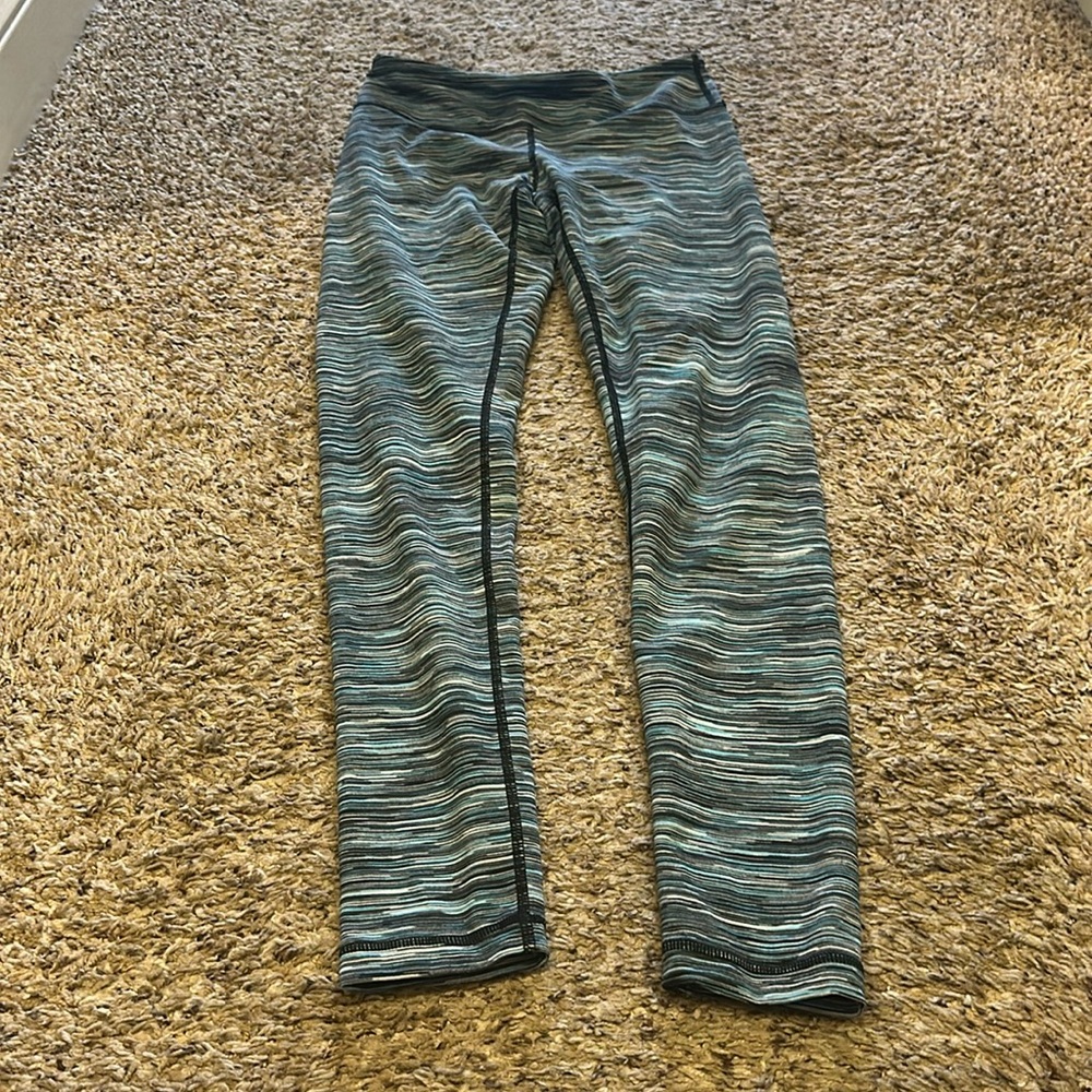 Zella leggings black white blue colors. Size small
